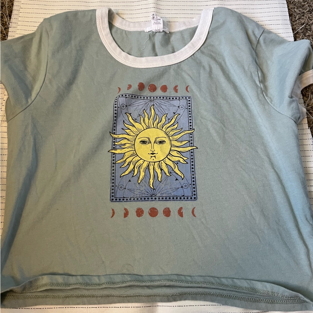 Cute sun shirt